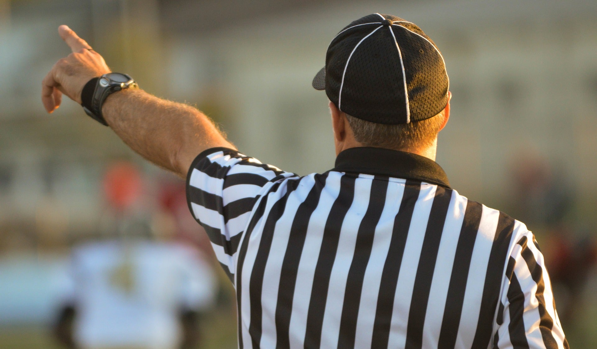 Want to referee high school football in Texas?? Click here to sign up!